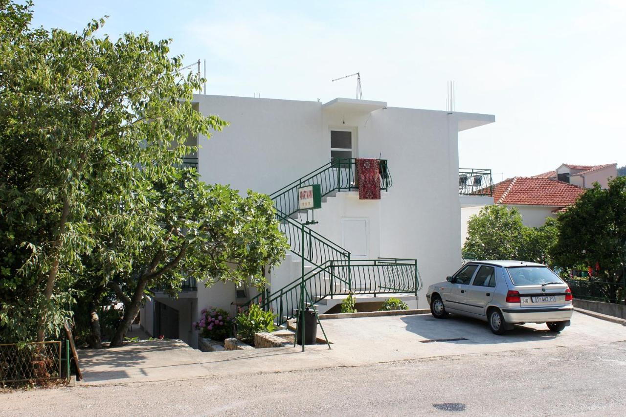 Apartments By The Sea Drvenik Donja Vala, Makarska - 6701 Esterno foto