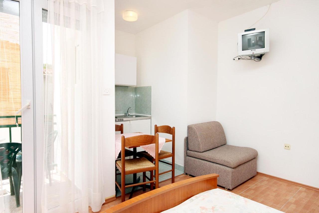 Apartments By The Sea Drvenik Donja Vala, Makarska - 6701 Esterno foto